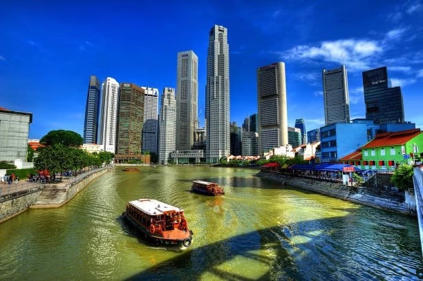 Dinner cruises in Singapore - Singapore River Cruise