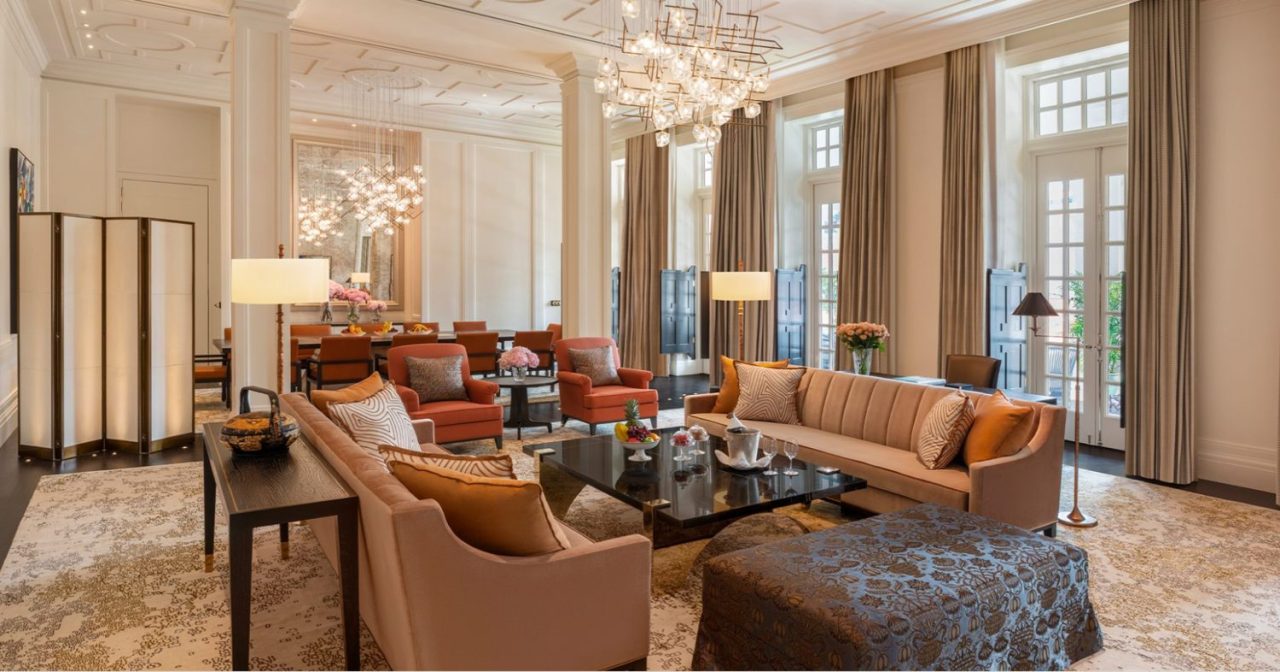 hotel penthouse suites singapore -Raffles Hotel Singapore suite living room
