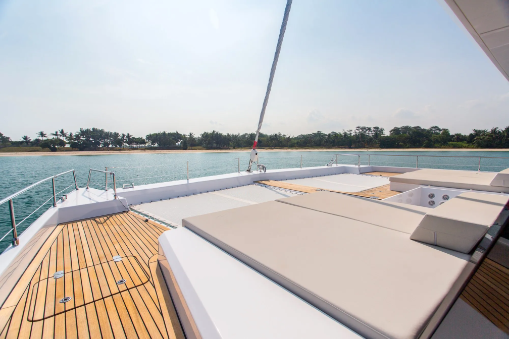 ONE°15 Luxury Yachting Guide To Renting A Yacht In Singapore