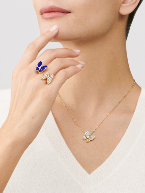 Two Butterfly Between the Finger ring Van Cleef & Arpels