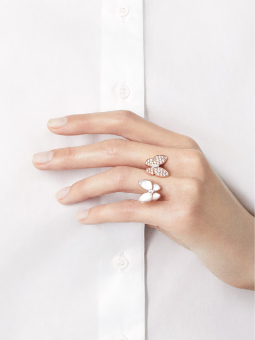 Two Butterfly Between the Finger ring Van Cleef & Arpels