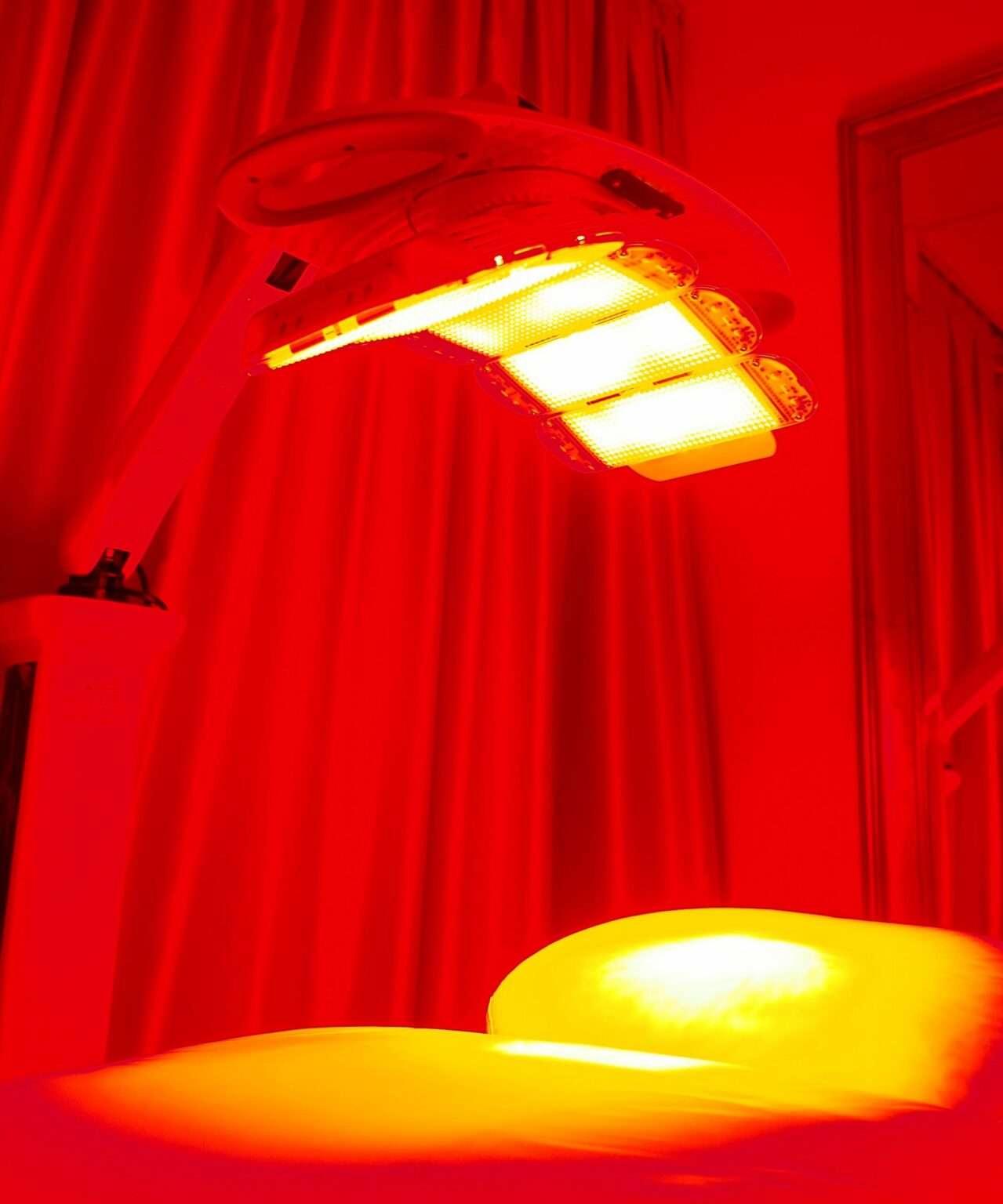 red light therapy - halley medical aesthetics 2